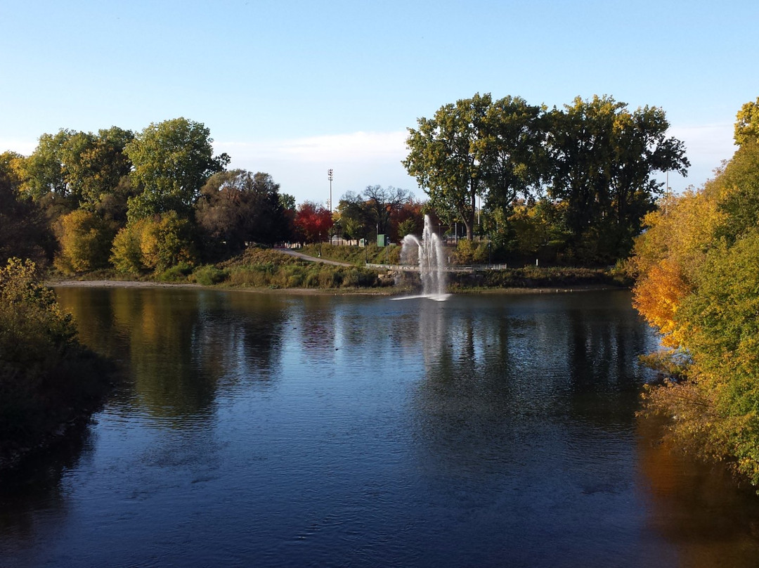 Dorchester旅游景点-The Walter J. Blackburn Memorial Fountain