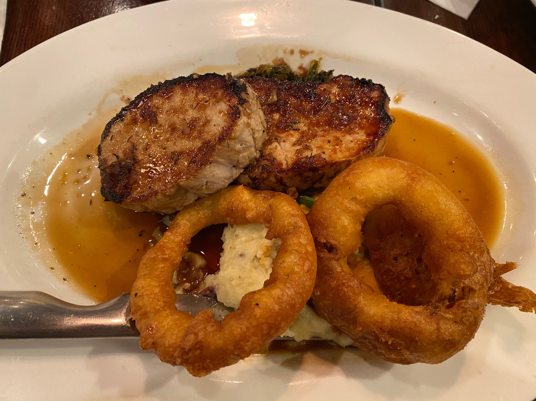 Cooper's Hawk Winery & Restaurant