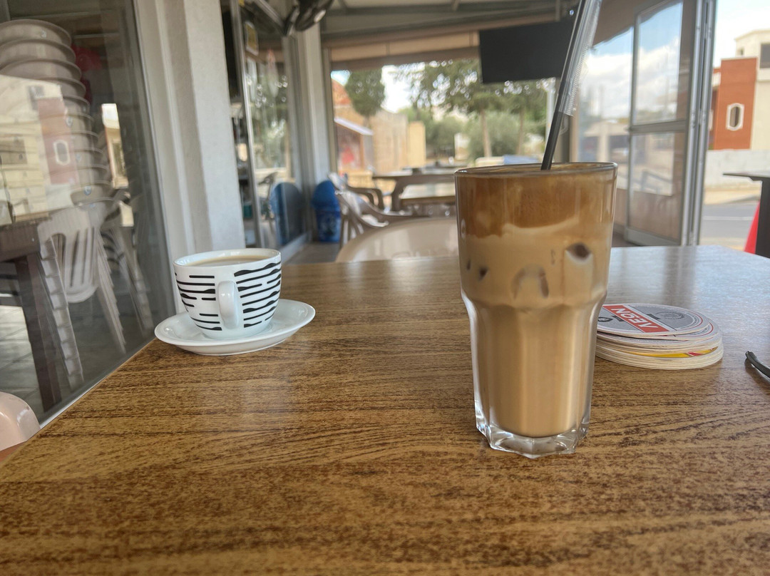 I Folia Tou Stroufou