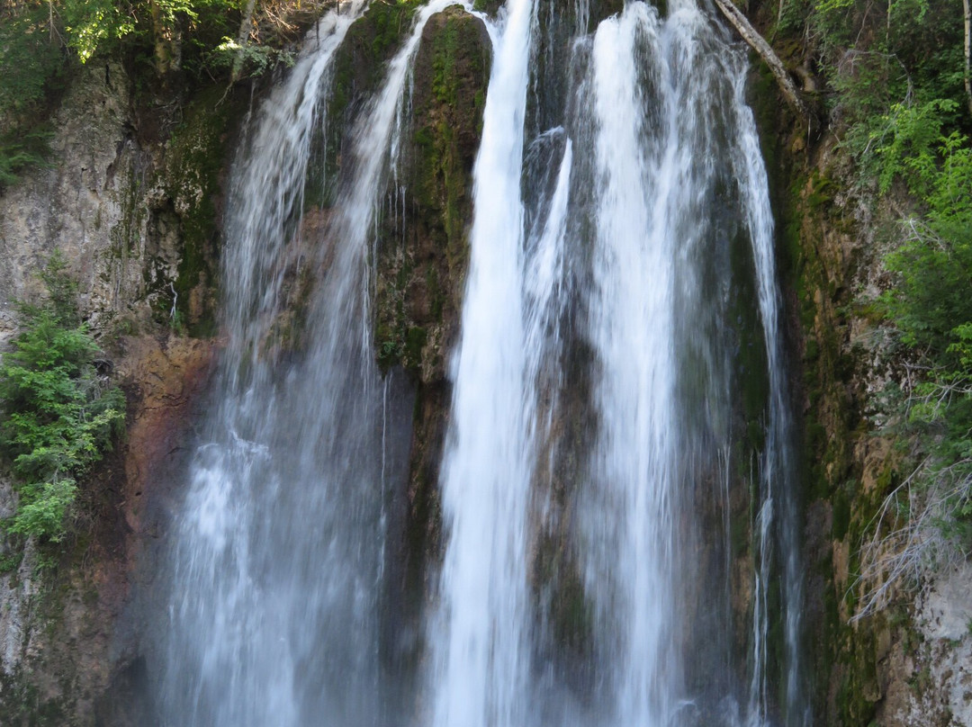 Spearfish Falls景点图片