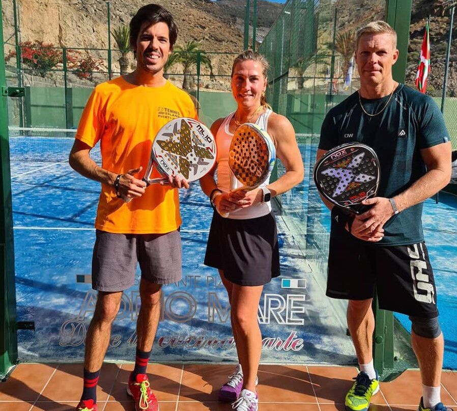 Tennis Island景点图片