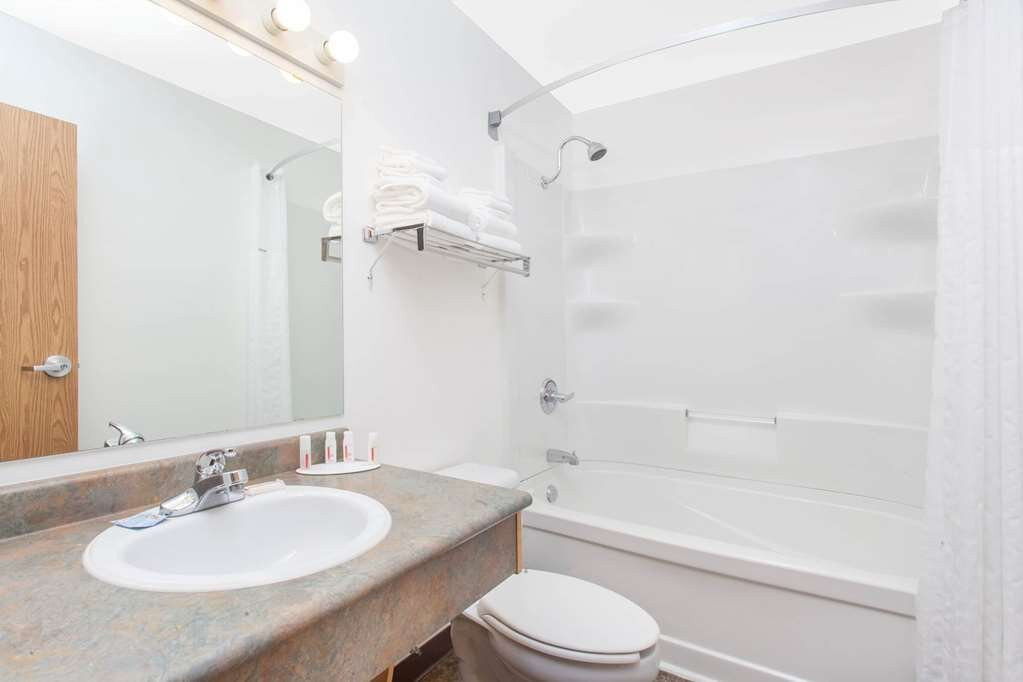 Super 8 by Wyndham Kenora主图