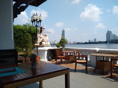 曼谷河畔安纳塔拉度假村-餐饮