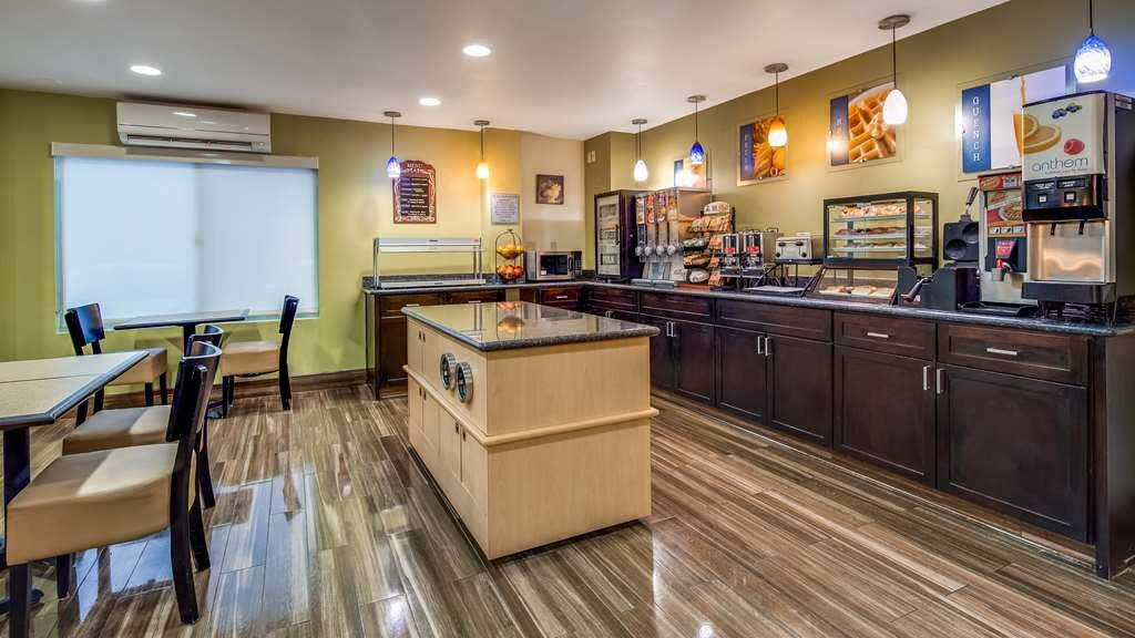 赫利泰治贝斯特韦斯特优质酒店主图