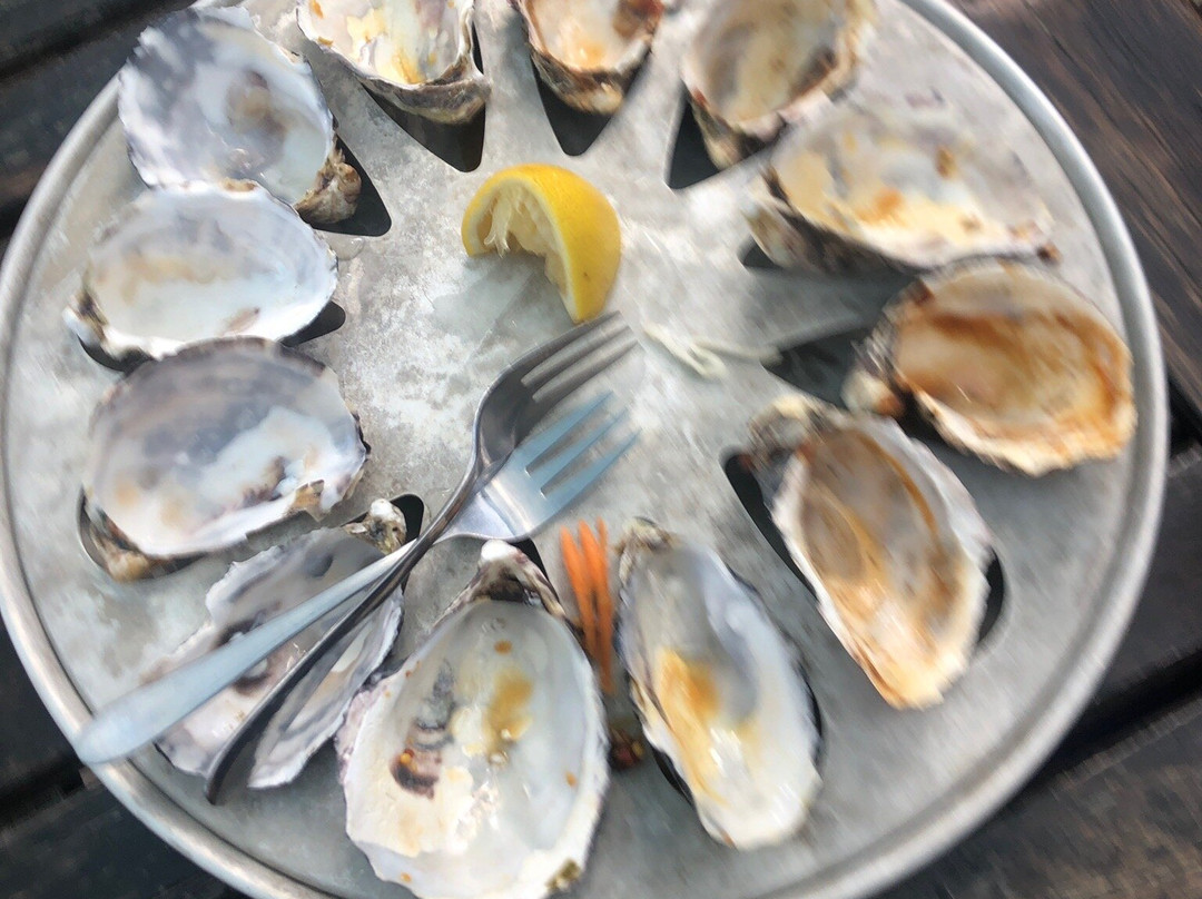 Get Shucked Oyster Bar-布鲁尼岛必去景点