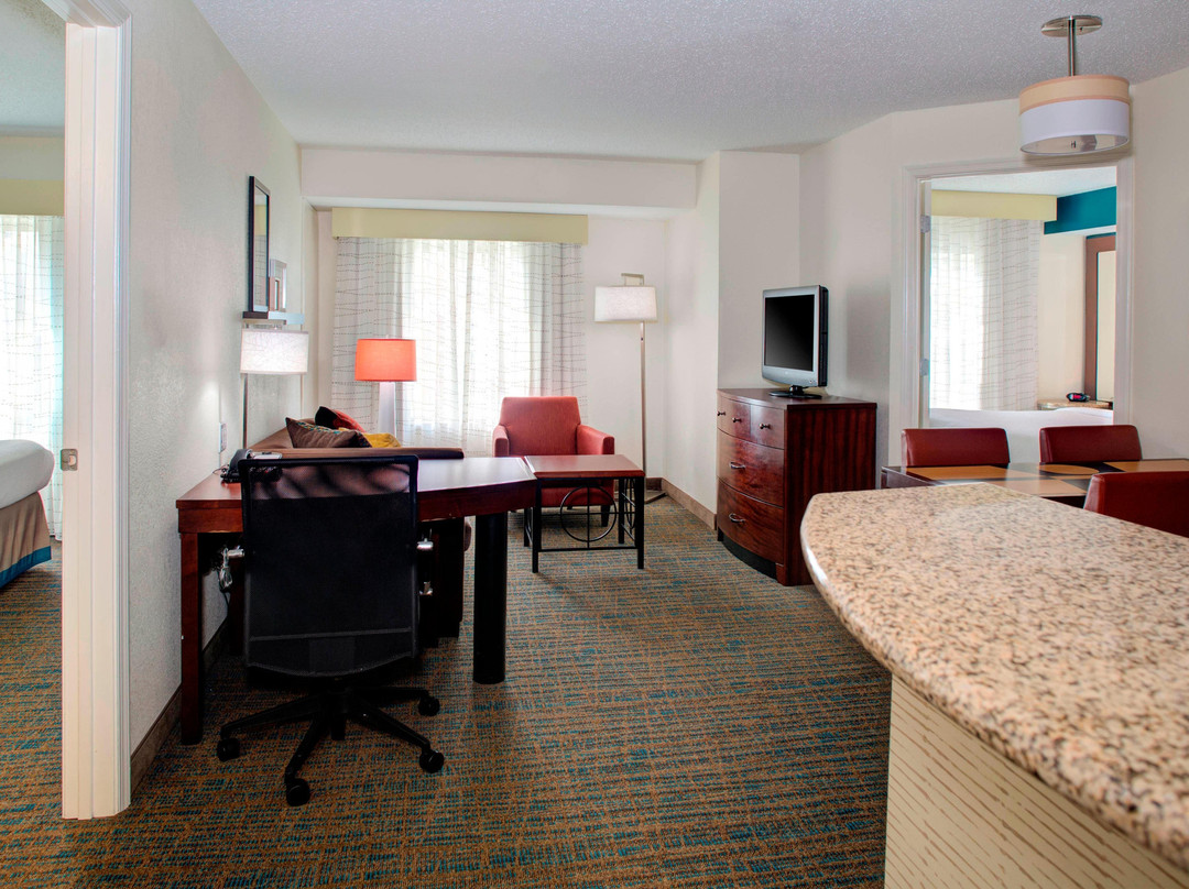 Residence Inn Richmond Chester主图