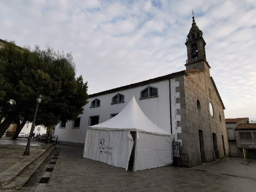 Iglesia de Santiago de Arzua-阿尔苏阿必去景点