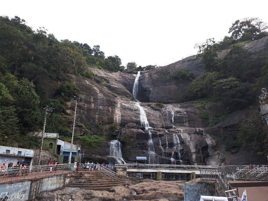 Coutrallam Water Falls From South Tamil Nadu景点图片