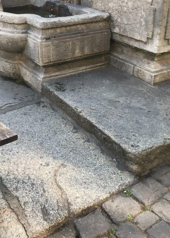 Mosesbrunnen景点图片