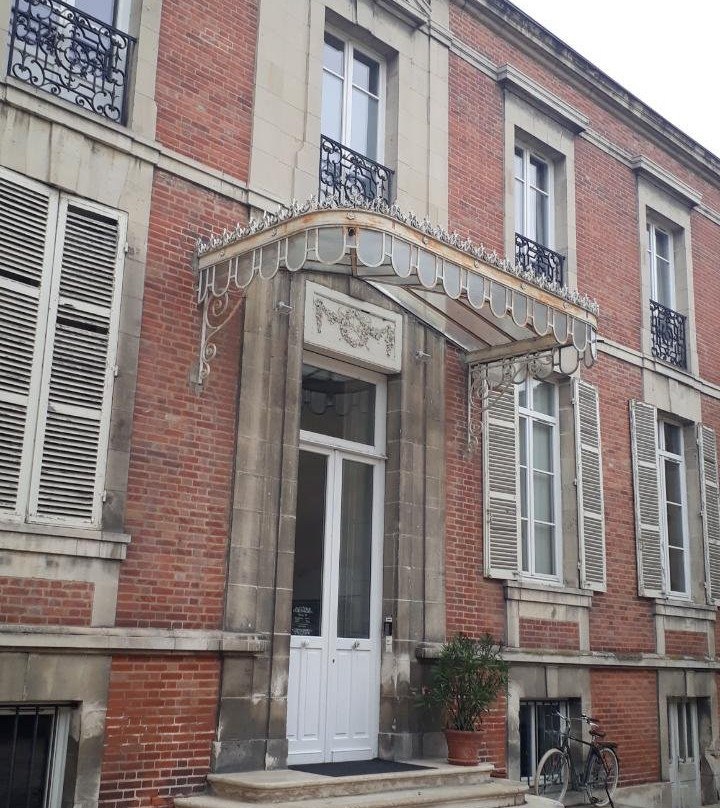 Maison M主图