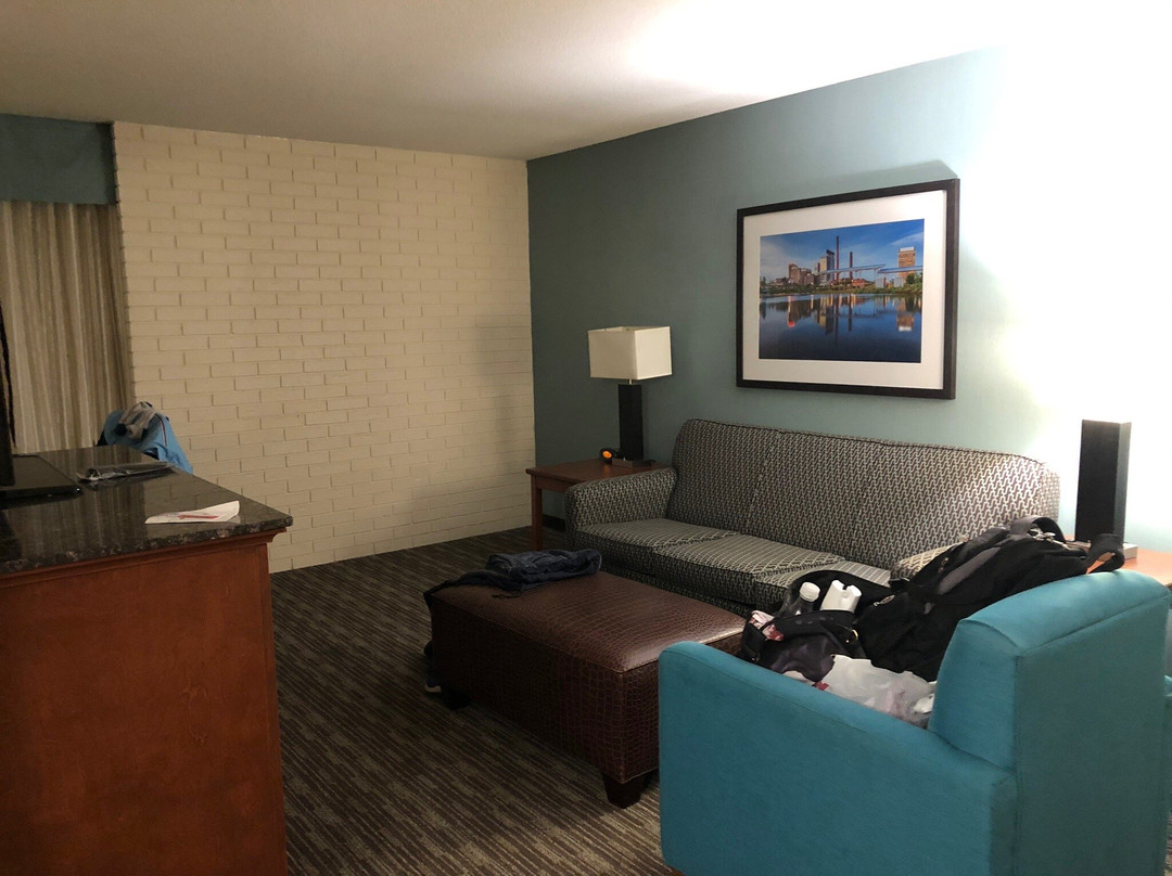 Drury Inn & Suites Birmingham Grandview主图