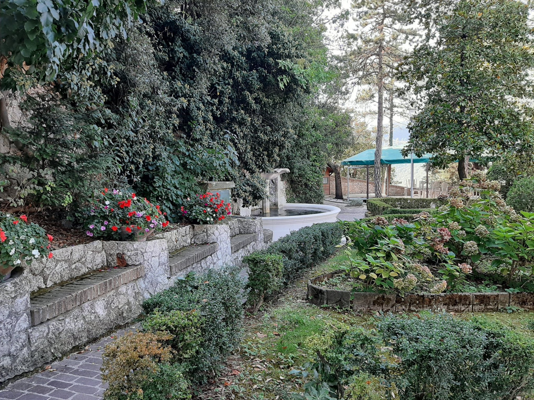 Giardino Giacomo Leopardi-Arcevia必去景点