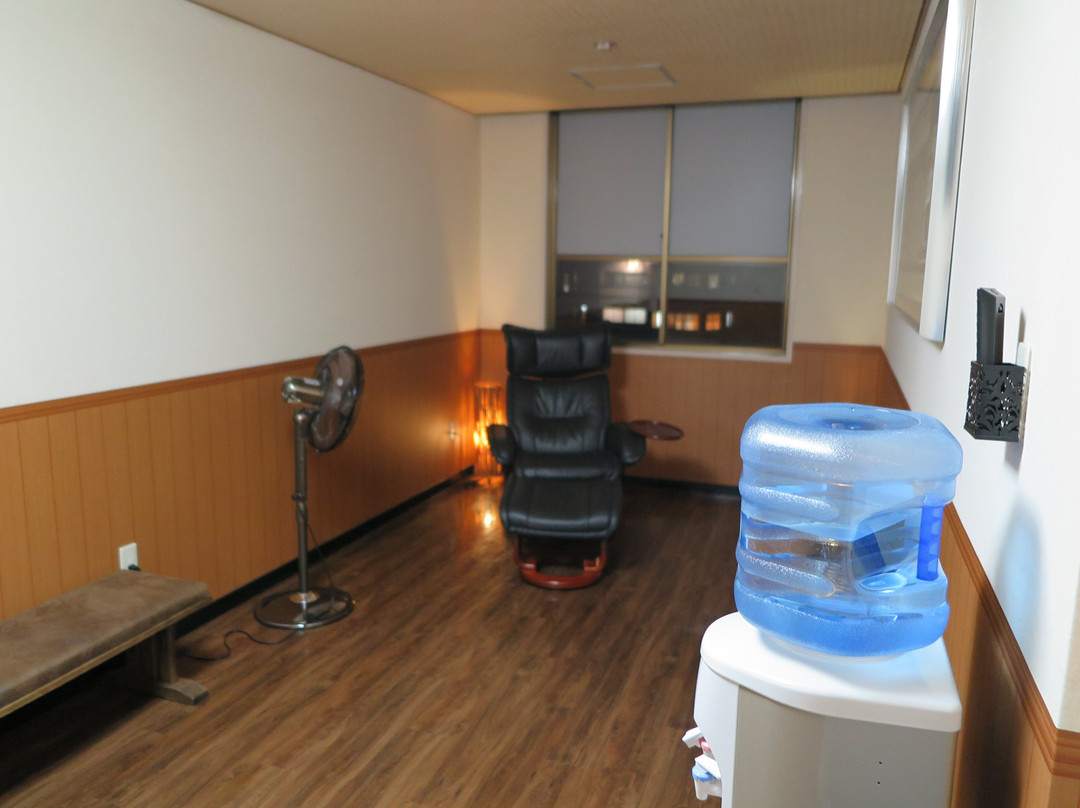 Oki Plaza Hotel主图