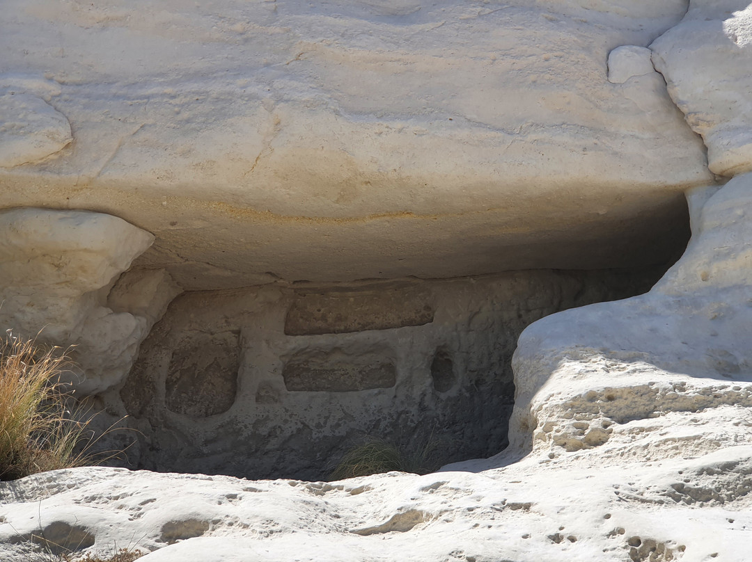 Playa De Agua Amarga景点图片