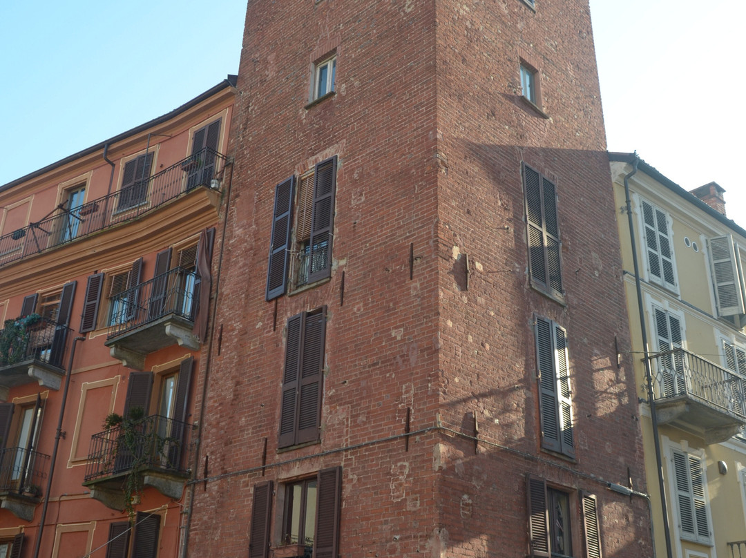 Torre e Palazzo dei Guttuari-阿斯蒂必去景点