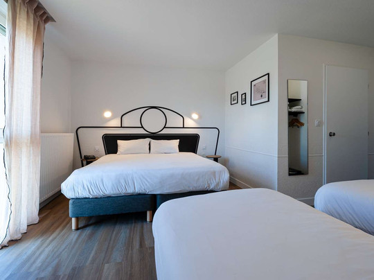 圣乔治斯因特尔餐厅酒店主图