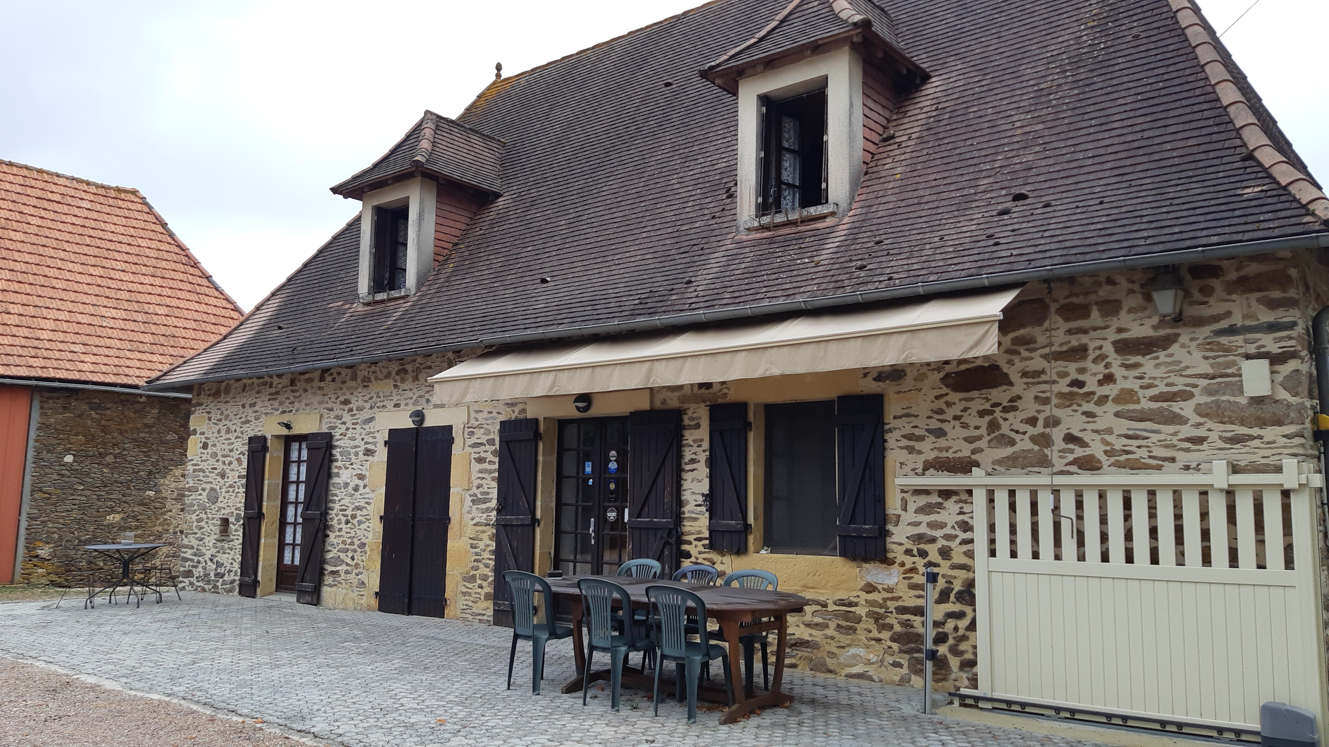 La Ferme de Laupiliere-官方
