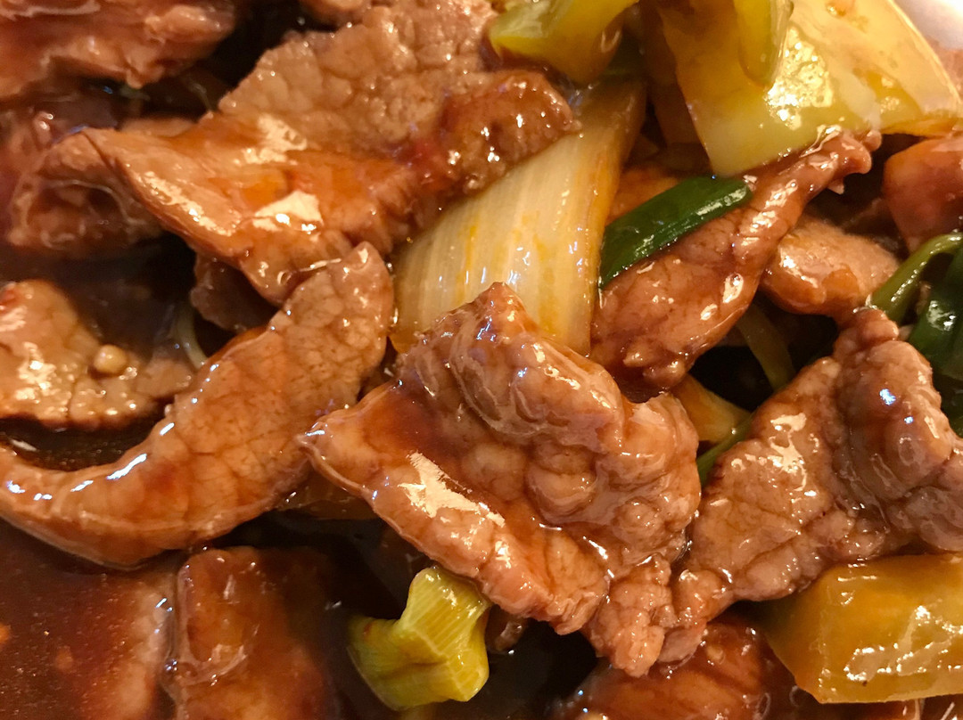 Bowman餐馆和美食-Lucky Chinese Cafe