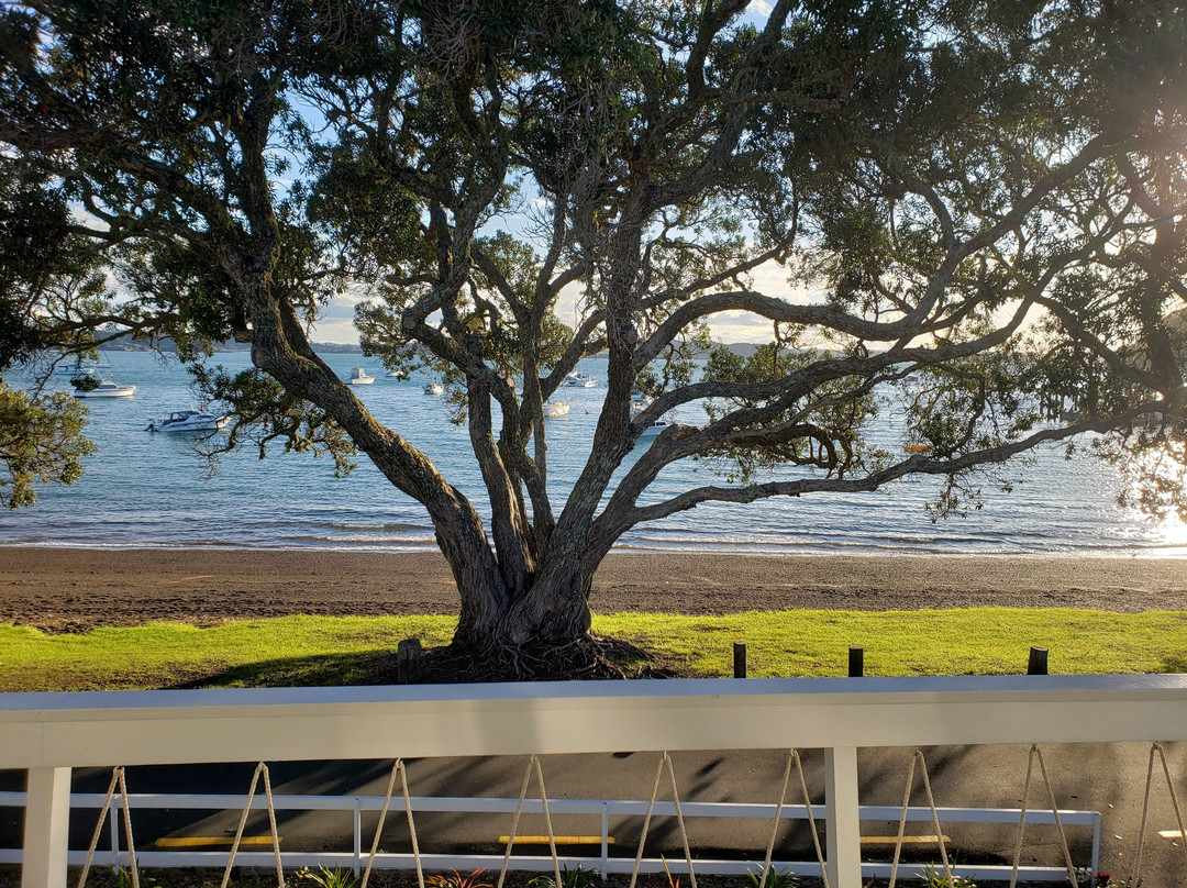 Hananui Lodge and Apartments主图