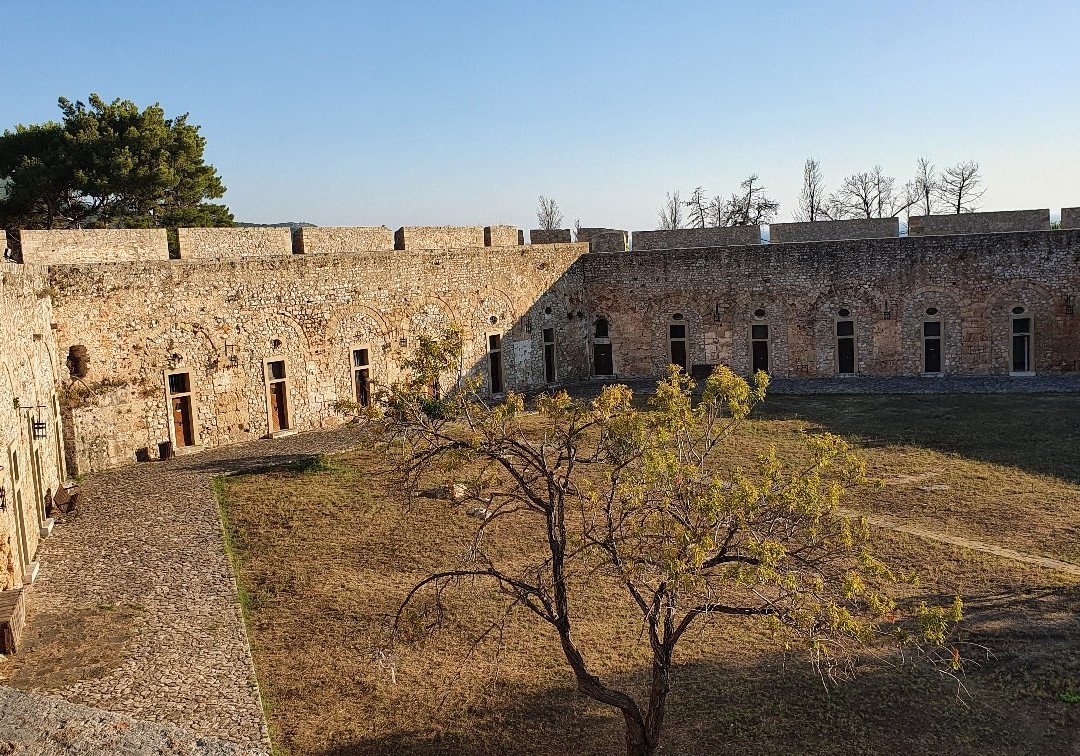 New Castle of Pylos景点图片