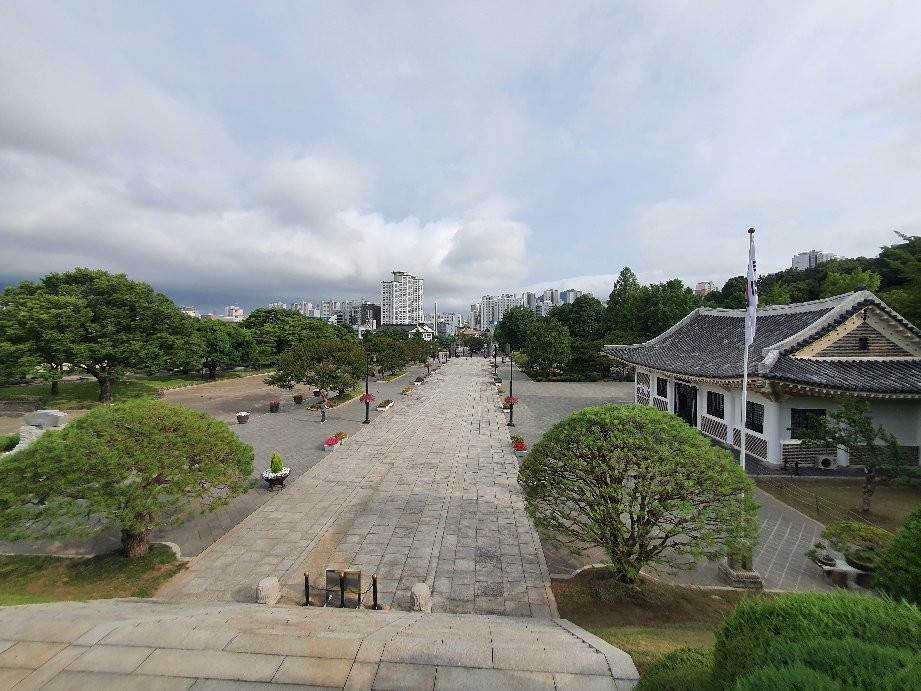 Chungnyeolsa景点图片