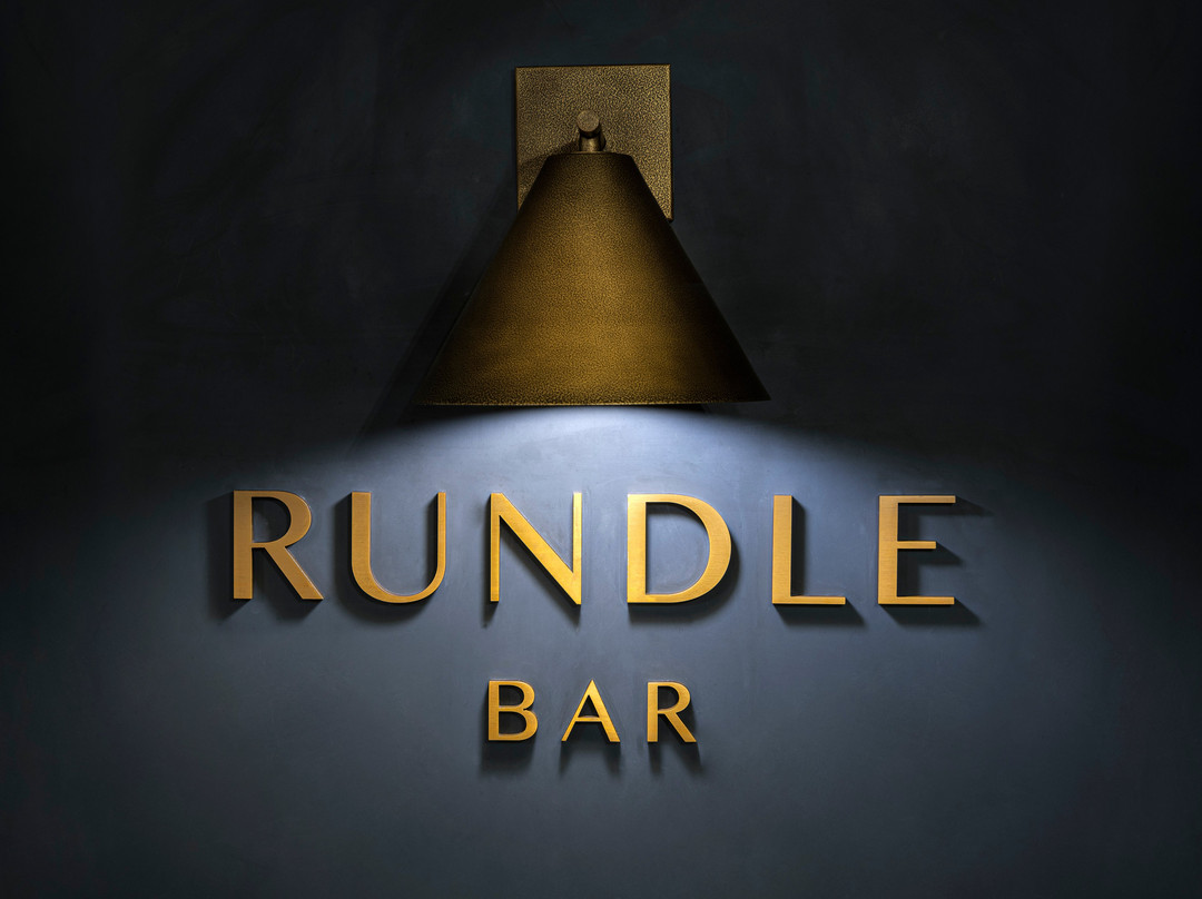 班夫餐馆和美食-Rundle Bar