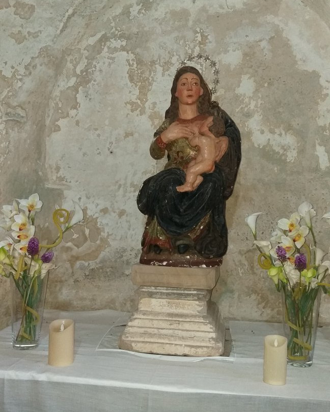 Iglesia Rupestre de Santa Maria de Valverde-Valderredible必去景点