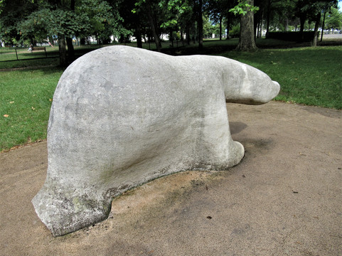 L'Ours blanc-讷韦尔必去景点