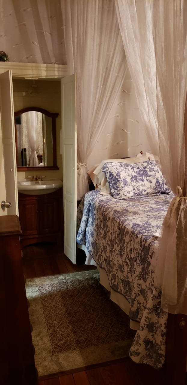 Roussell's Garden Bed & Breakfast-官方