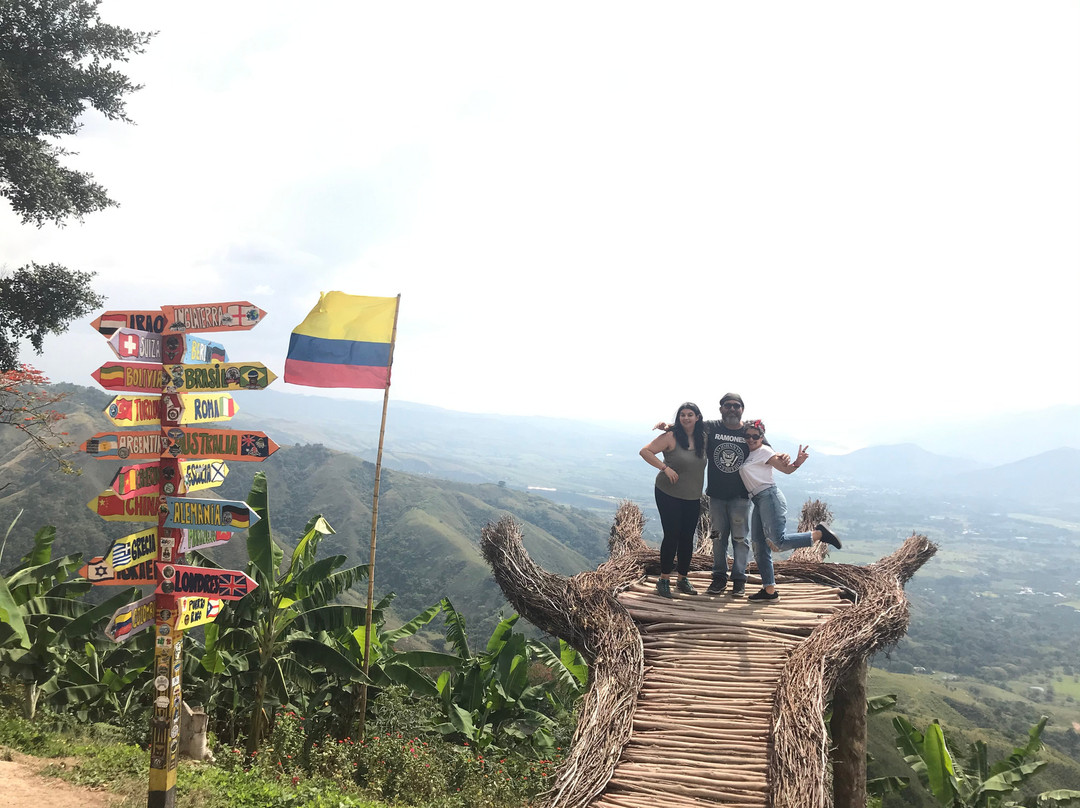 Mirador la Mano del Gigante-Gigante必去景点