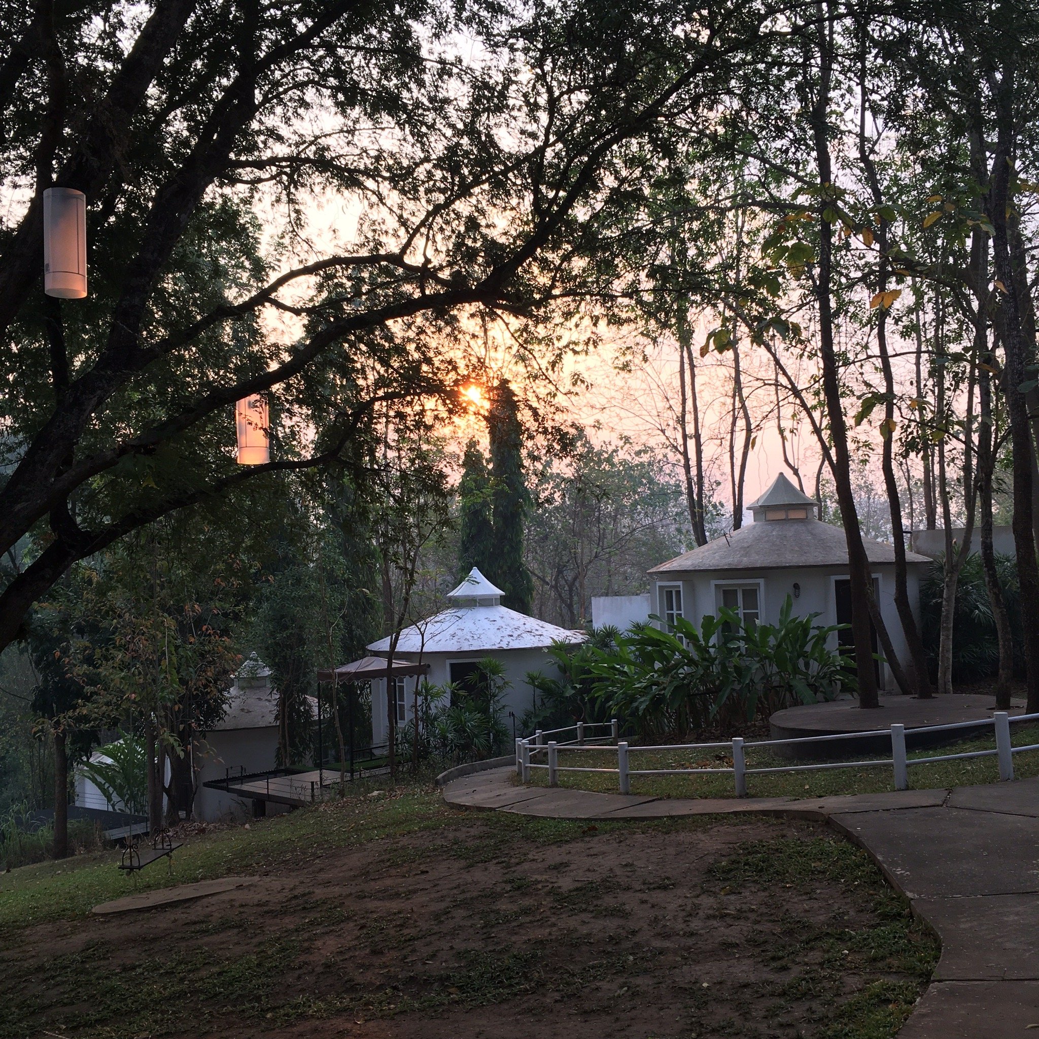 沃罗纳度假村-官方