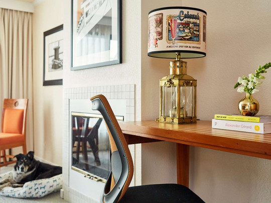 周伊德维乌尔海滨酒店主图