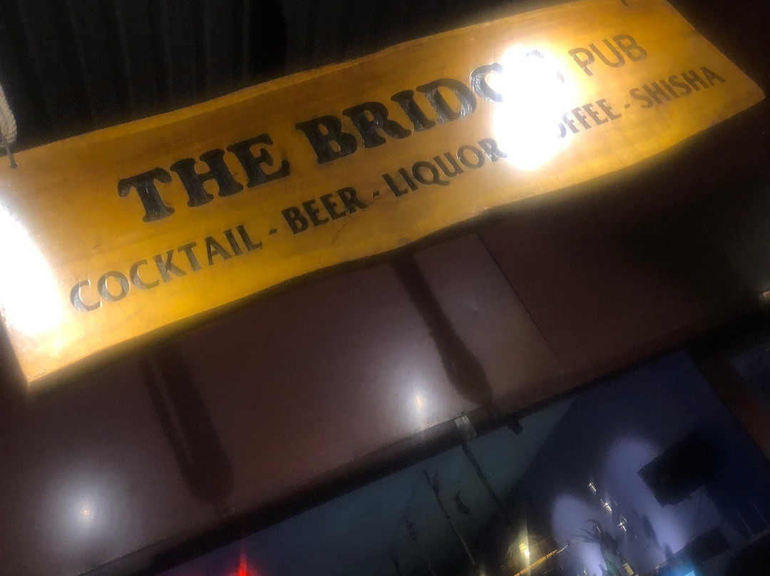 The Bridge Pub景点图片