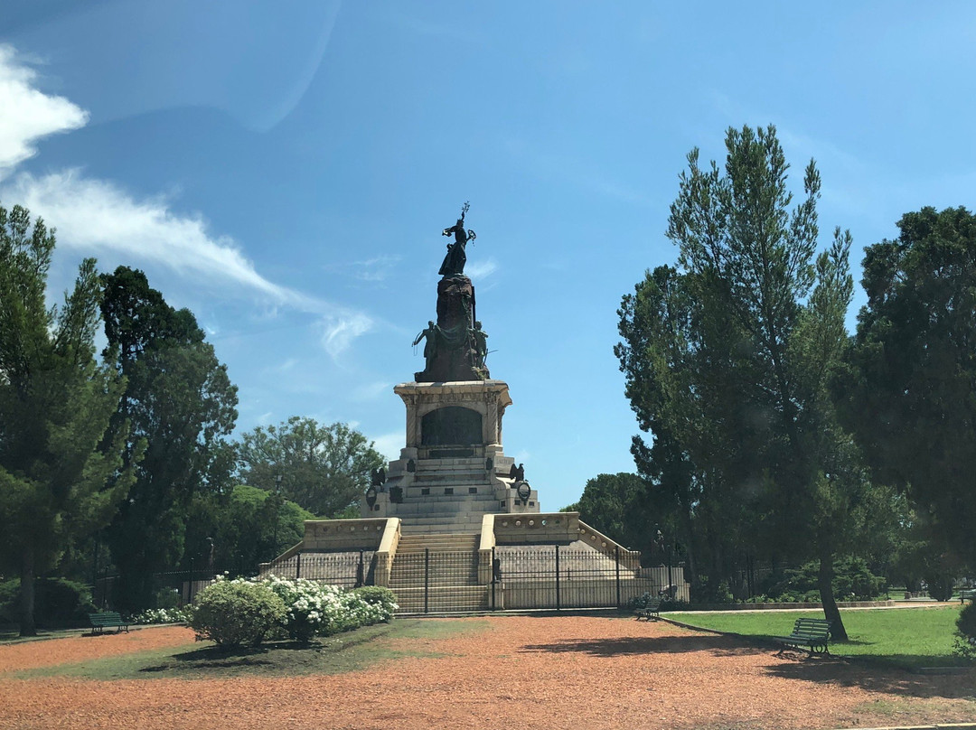 Monumento 20 de Febrero-萨尔塔必去景点