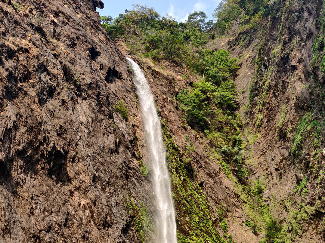 Koodlu Theertha Falls景点图片