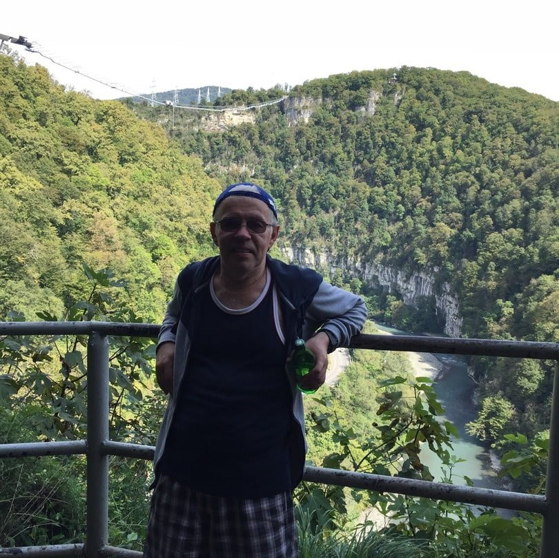 Akhshtyrskaya Cave-Kazachiy Brod必去景点