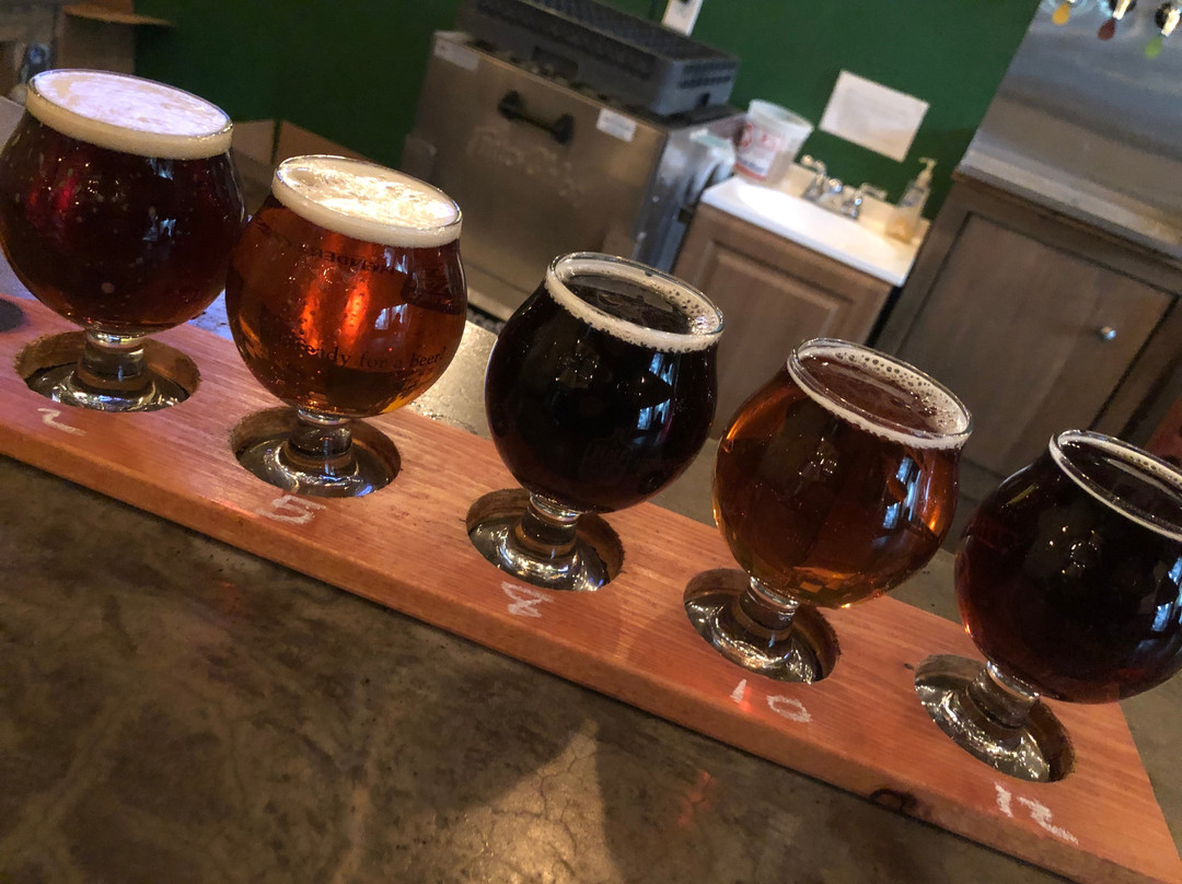 Half Batch Brewing-Hendersonville必去景点