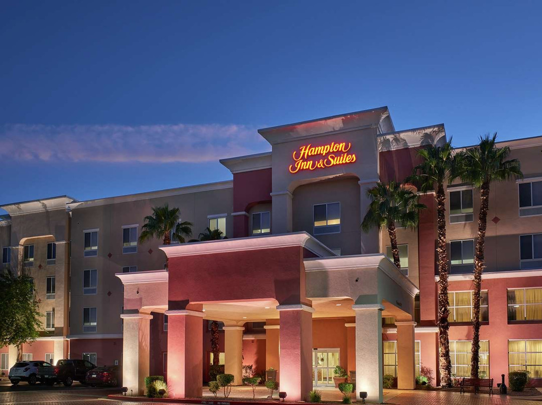 Hampton Inn & Suites Phoenix-Surprise主图