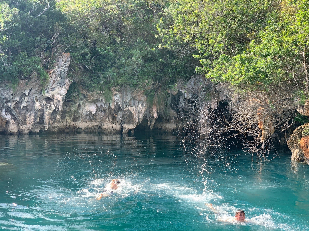 Blue Hole Park-百慕大必去景点