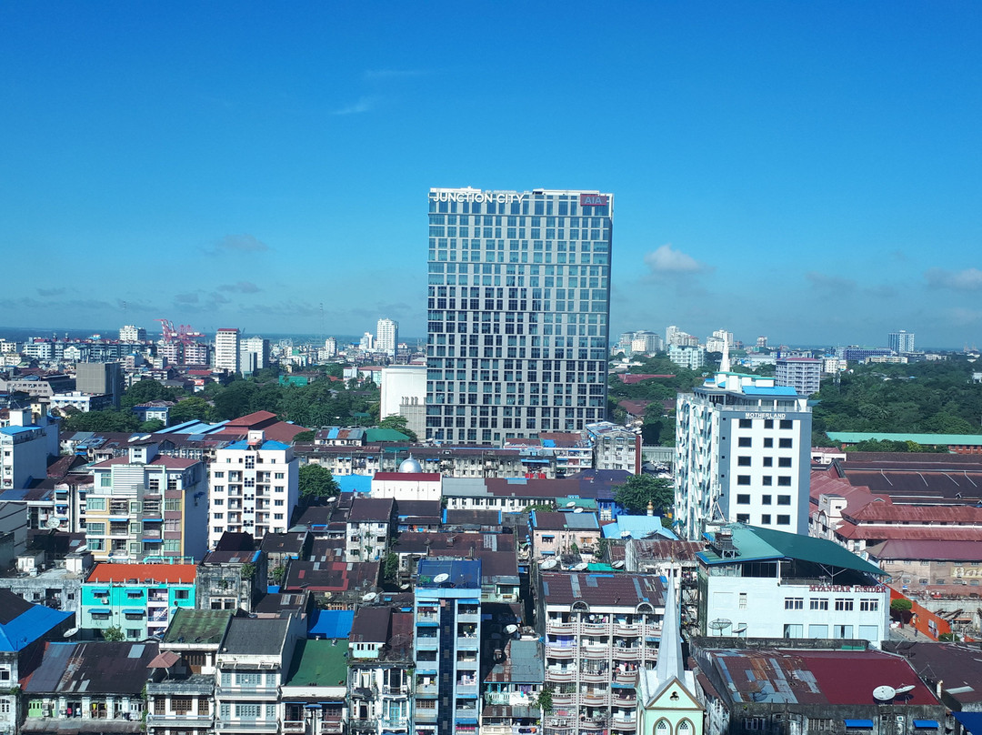 仰光苏莱香格里拉酒店主图