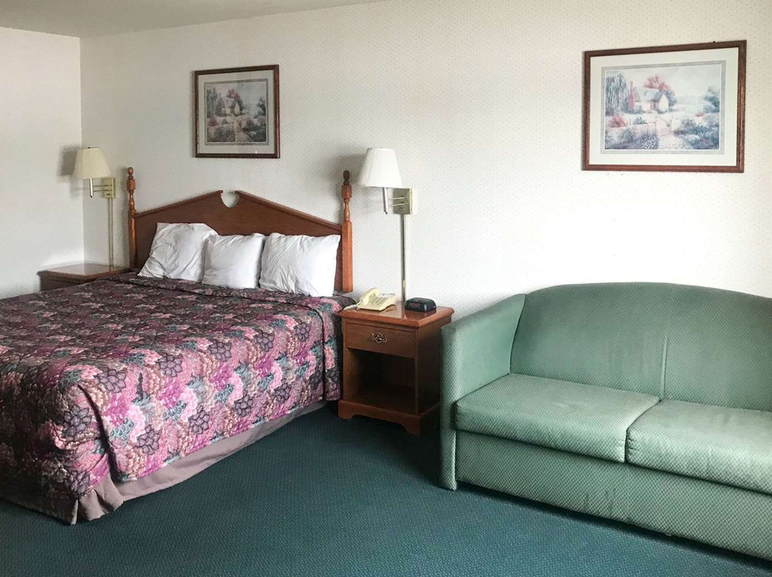 Rodeway Inn Urbana Champaign University Area主图