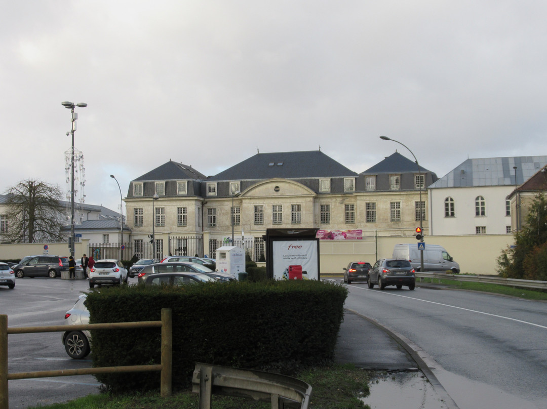 Ancien Château de Vaujours景点图片