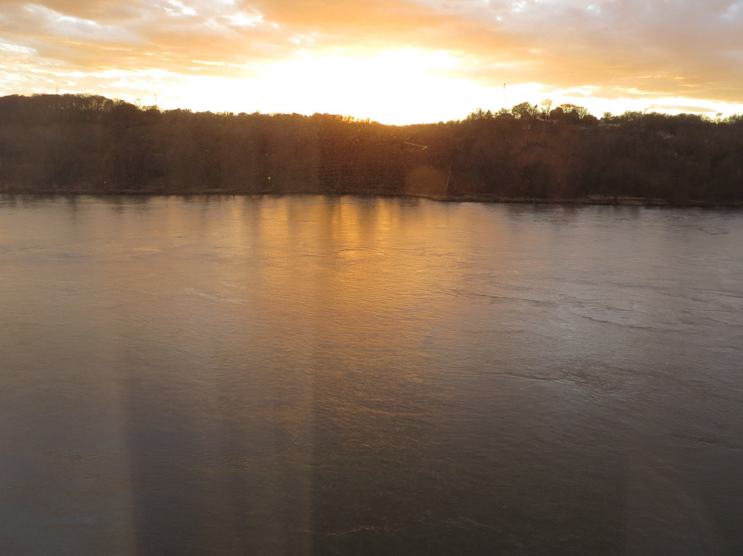 Holiday Inn & Suites Council Bluffs-I-29 by IHG主图