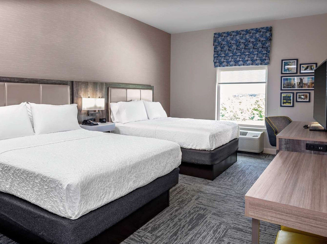 Hampton Inn Cranbury主图