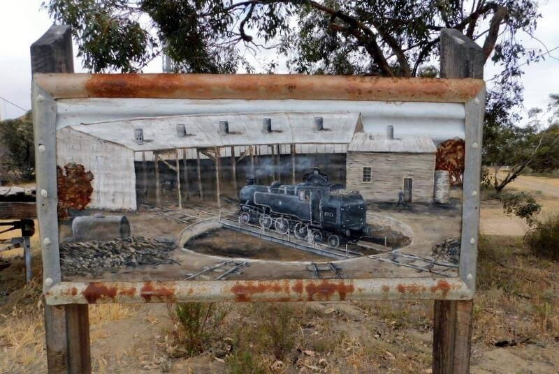 Cronomby Tanks-Lascelles必去景点