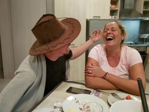 St. Nicholas Complex-官方