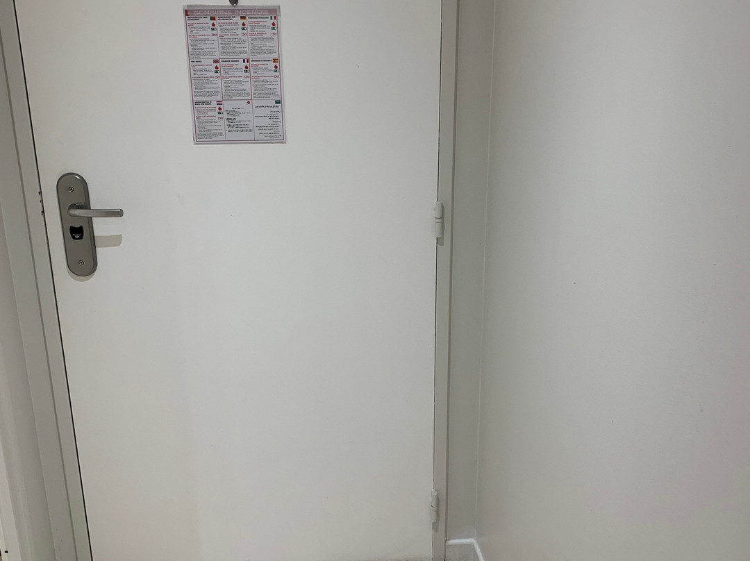 Residhome Courbevoie la Défense主图