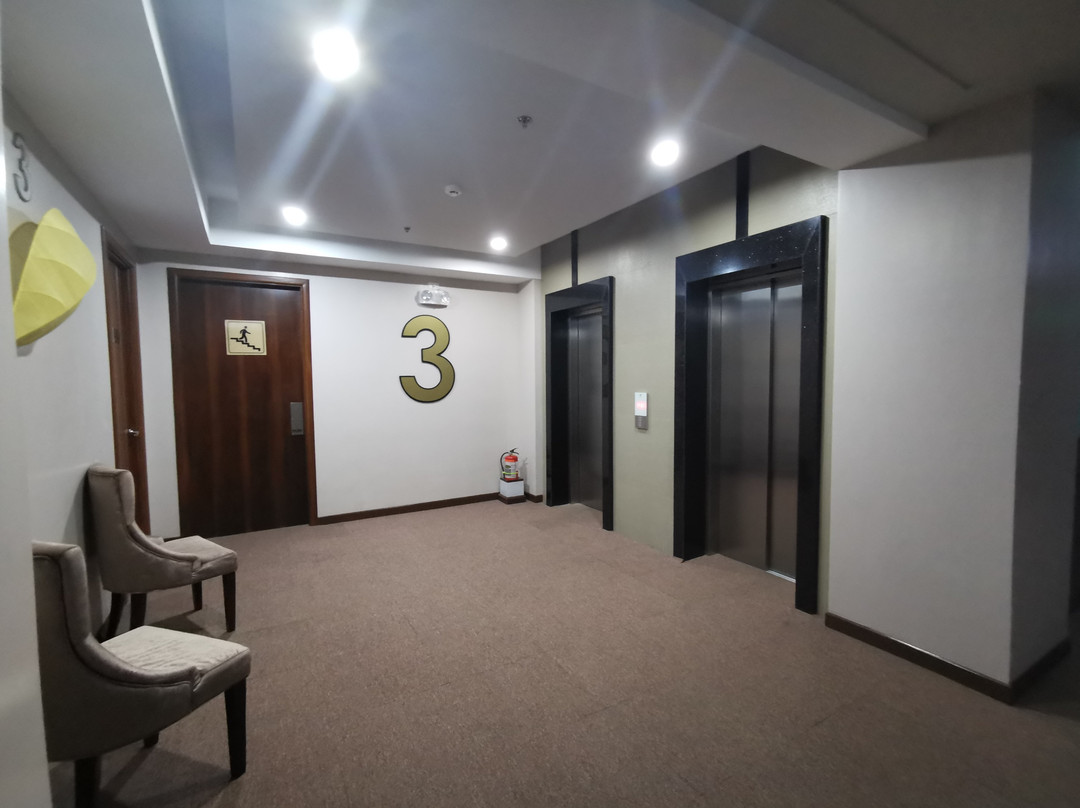 基尤酒店-塔比拉兰主图