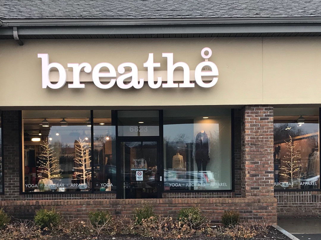 Breathe Yoga景点图片