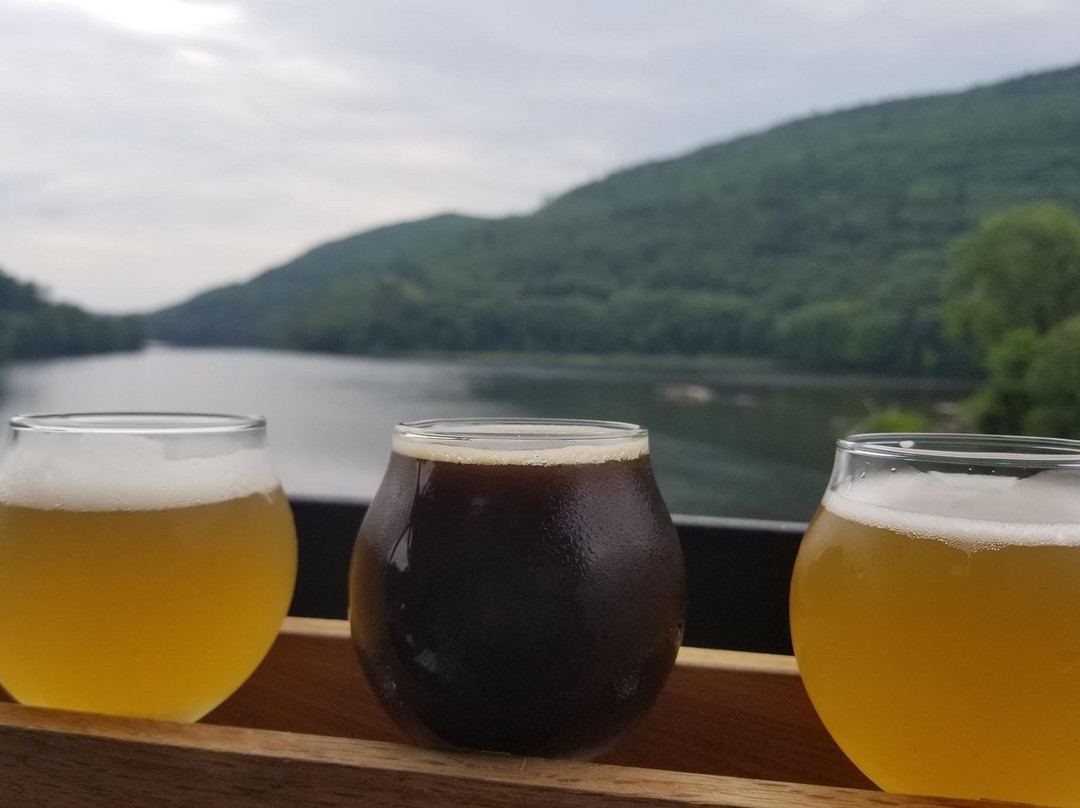 COUNTRY BREW TOURS-Keene必去景点